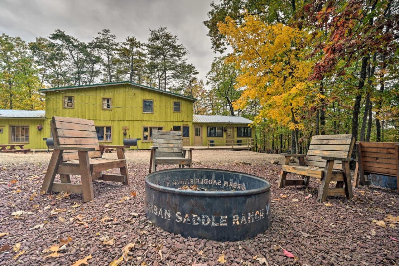 John Wayne Apartment - Deck, Bbq, Horses On-Site Хантингдон Экстерьер фото